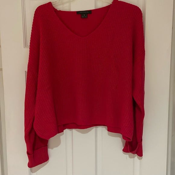 French Connection Sweaters - French Connection Magenta Cropped Sweater in size medium